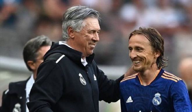 他利用凱恩 他利用凱恩