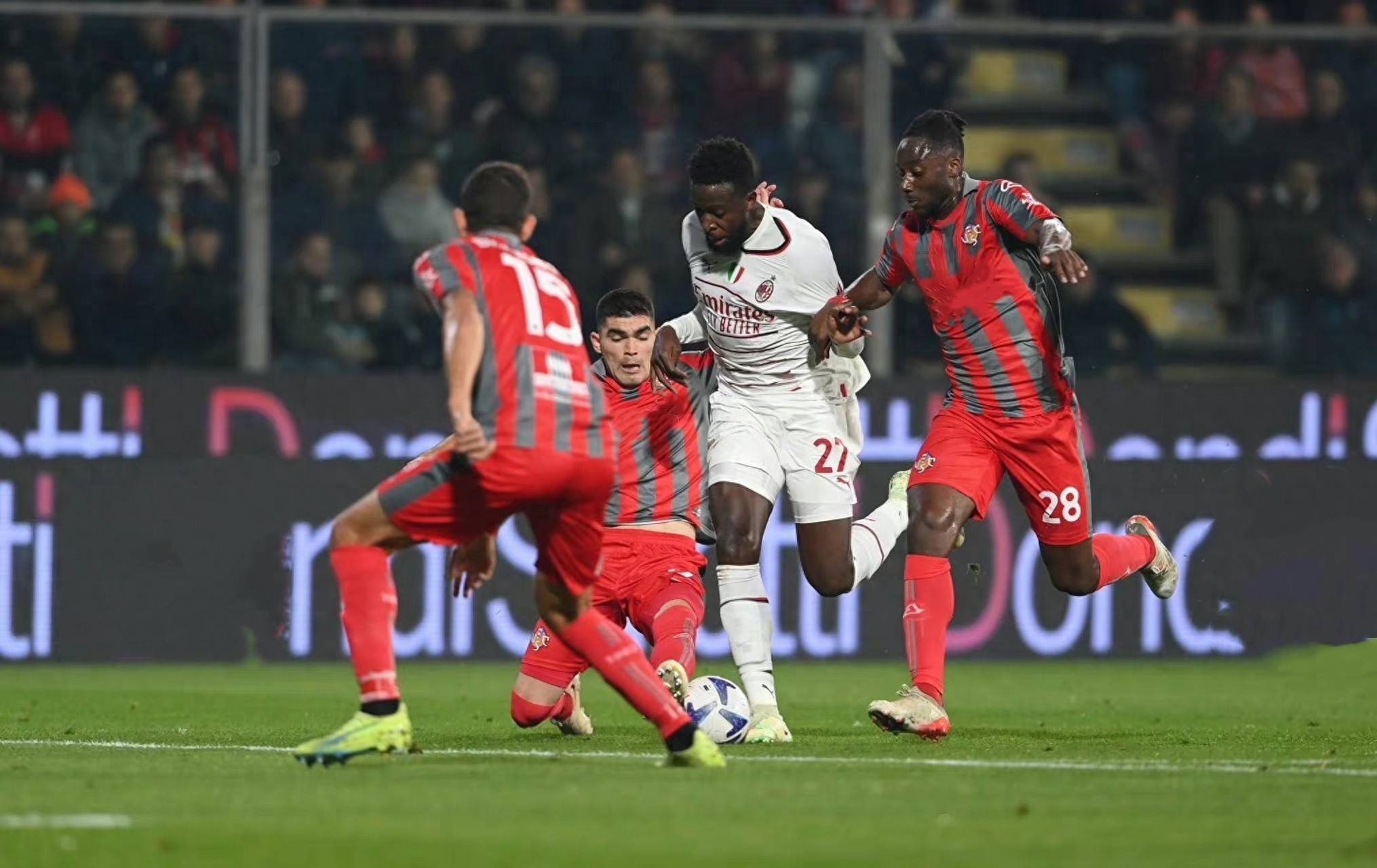 郑钦文并没 郑钦文并没