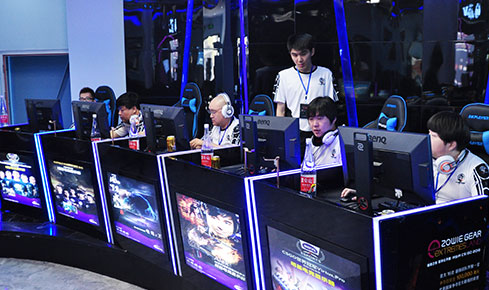 媒体人：希腊为自己轻慢对手付出了代价 小组第1已经不是囊中之物