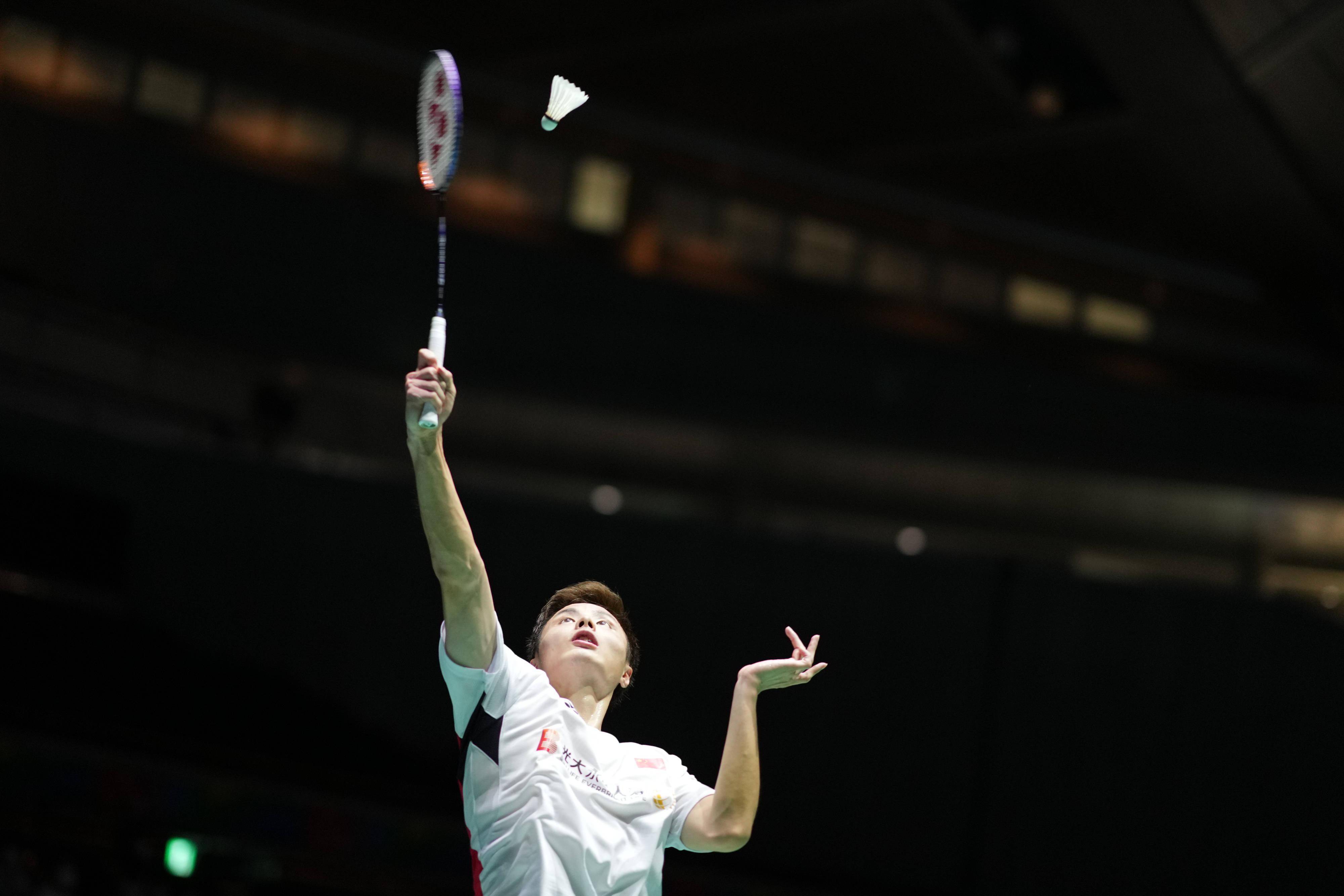 以自体轴为 以自体轴为